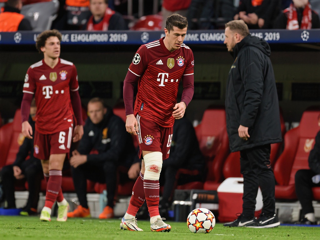 对强敌时 对强敌时